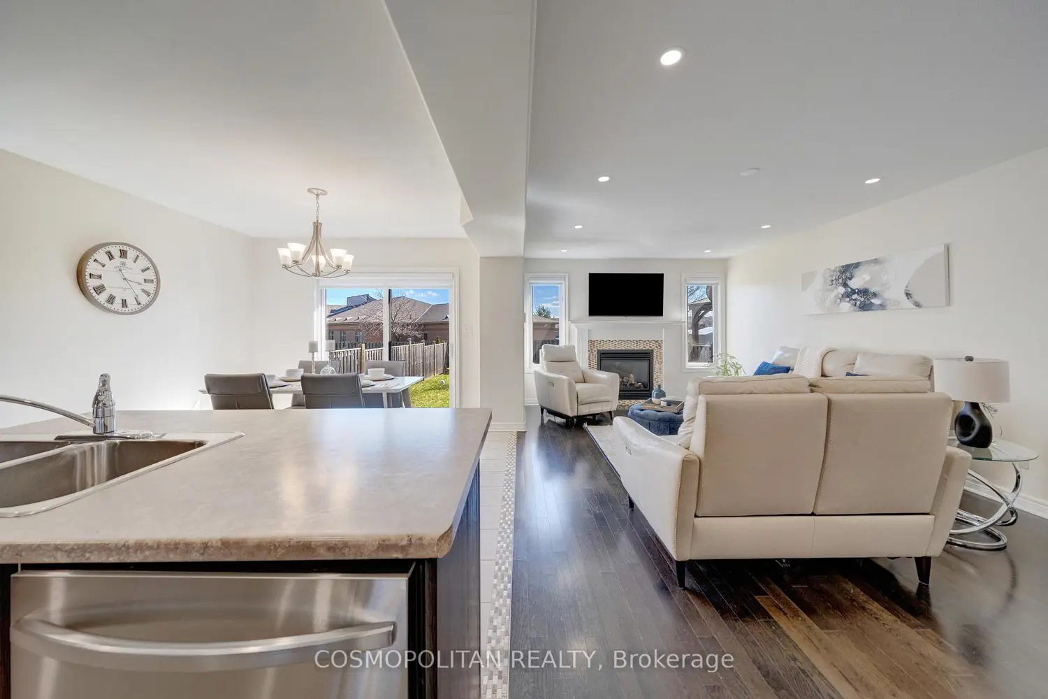 Additional image 3 of 8396 Glavcic Drive