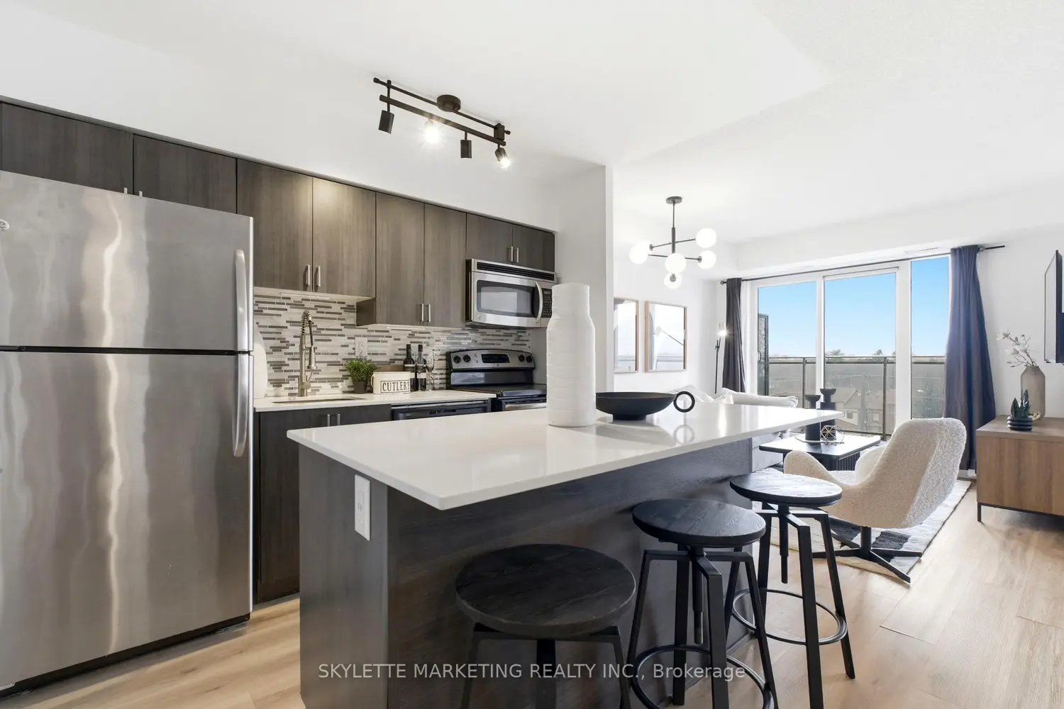 Additional image 3 of 801 Sheppard Avenue 701