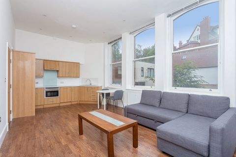 Finchley Road, Hampstead, London NW3