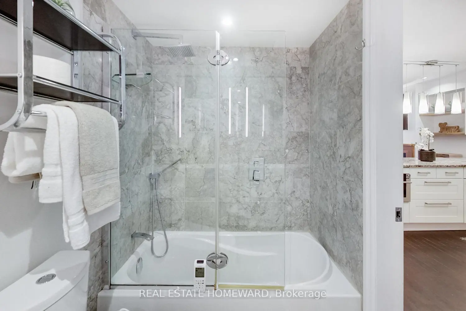 Additional image 16 of 2371 Queen Street 101