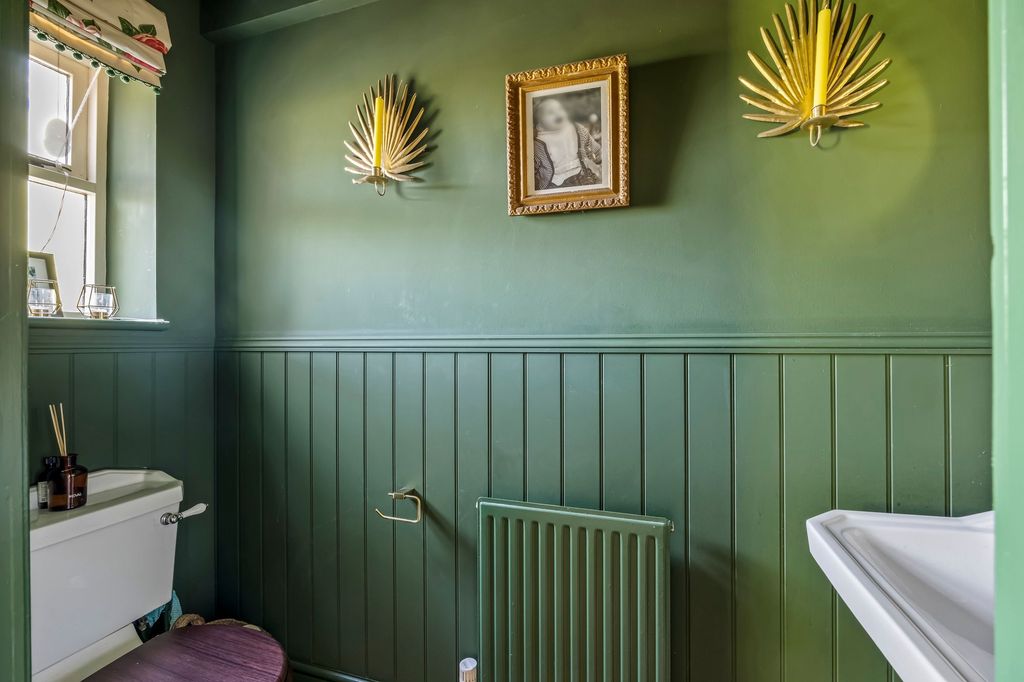Additional image 7 of 5 bed detached house for saleWimlands Lane, Faygate RH12