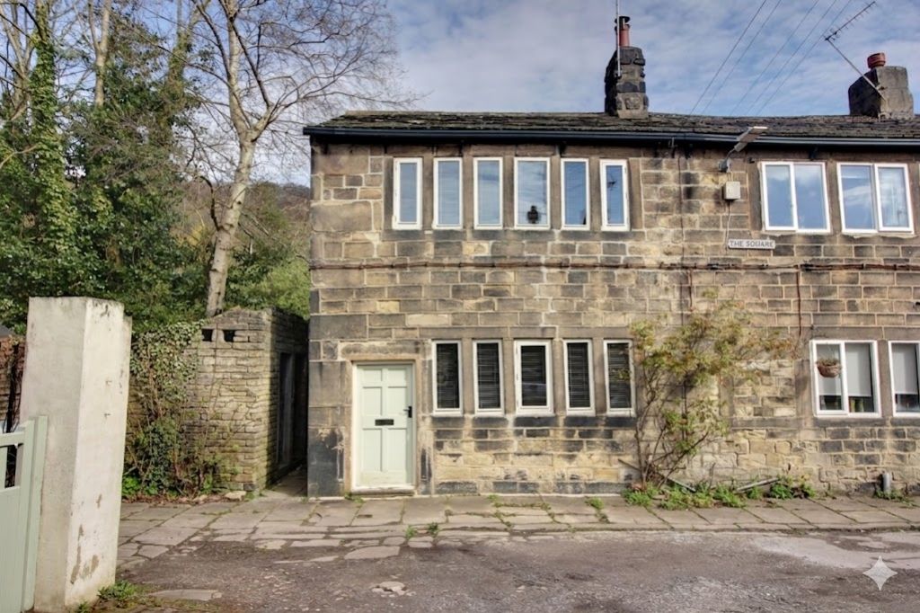 2 bed cottage for saleSquare, Hawksclough, Mytholmroyd HX7