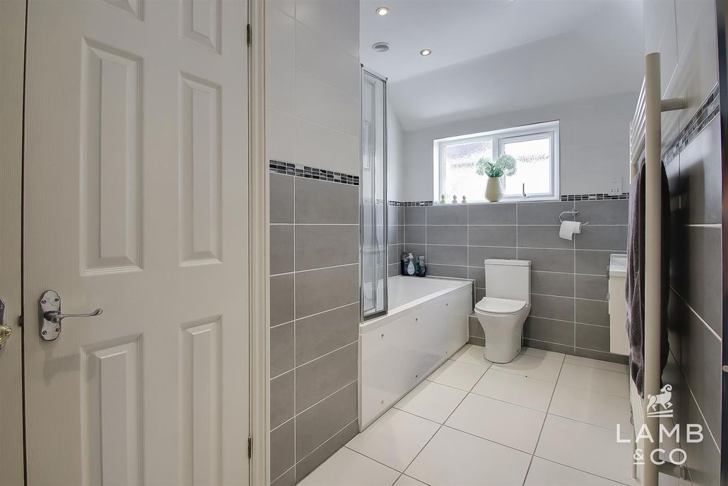 Additional image 36 of 5 bed detached house for saleFronks Road, Dovercourt CO12