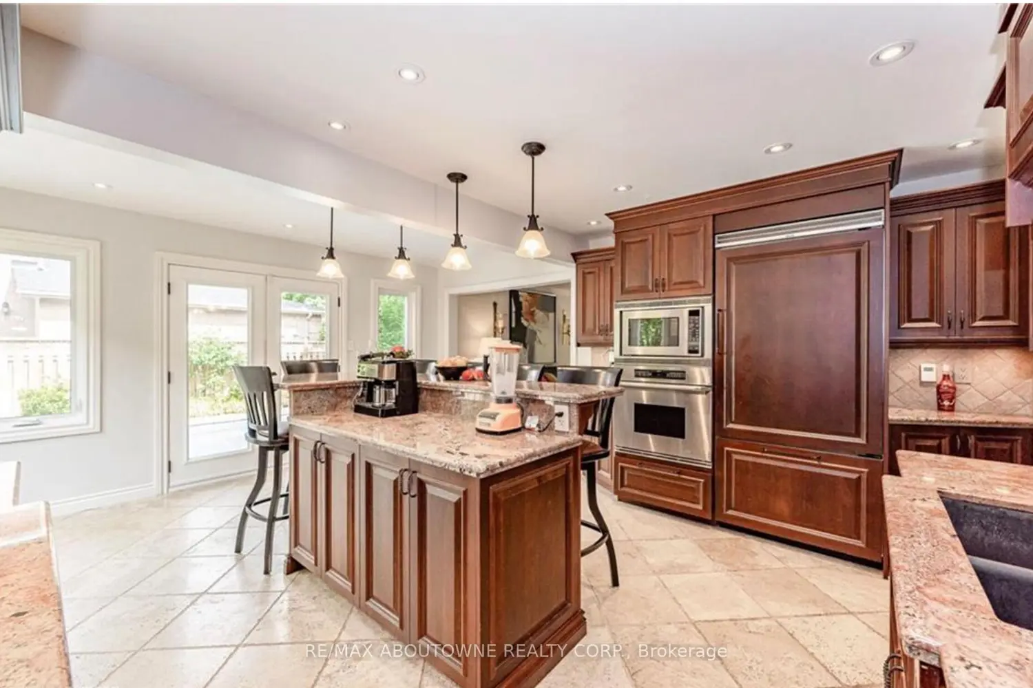 Additional image 6 of 500 Blenheim Crescent