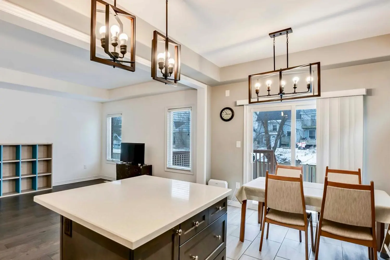 10 Bergenstein Crescent photo 5