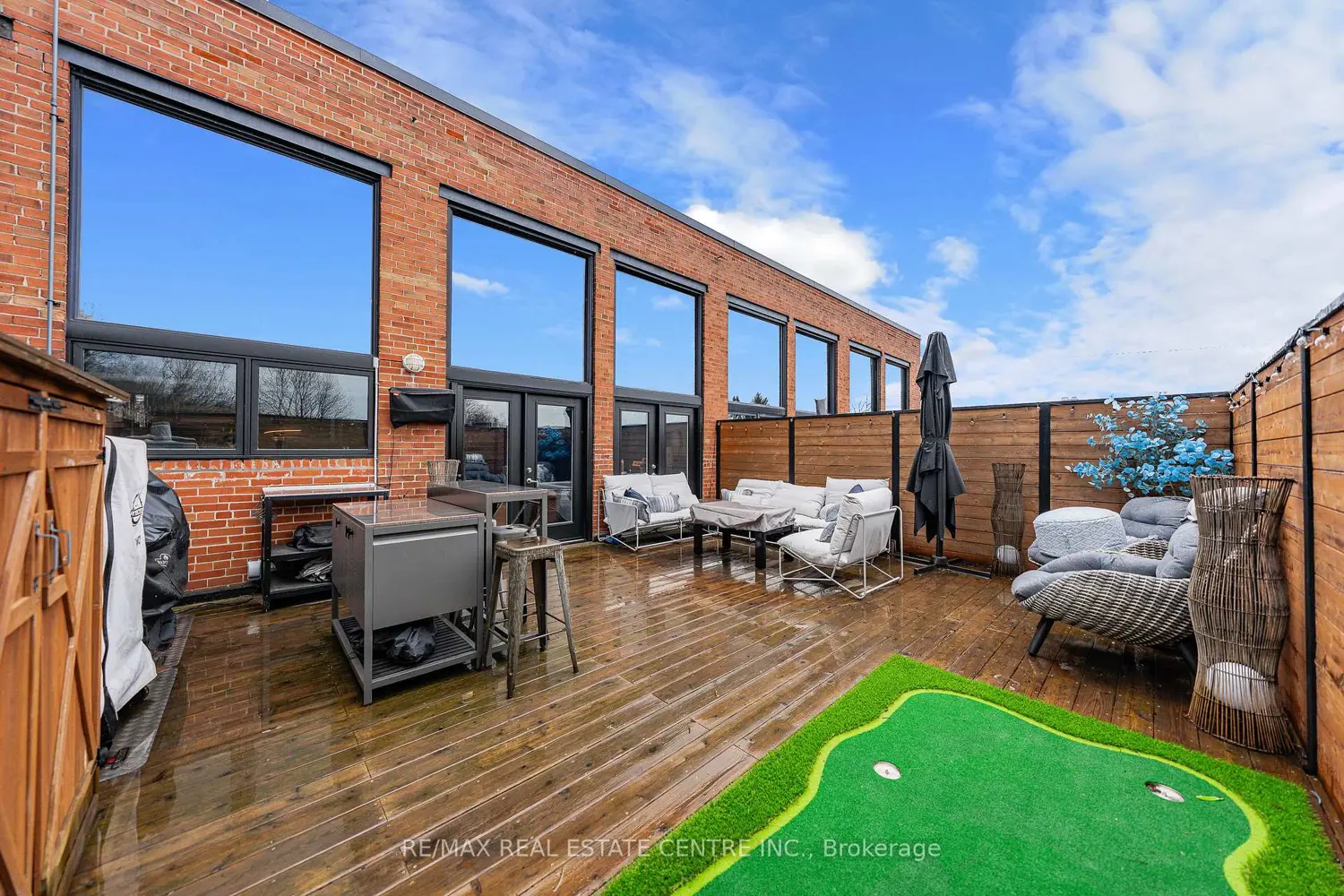 Additional image 19 of 85 Spruce Street 212