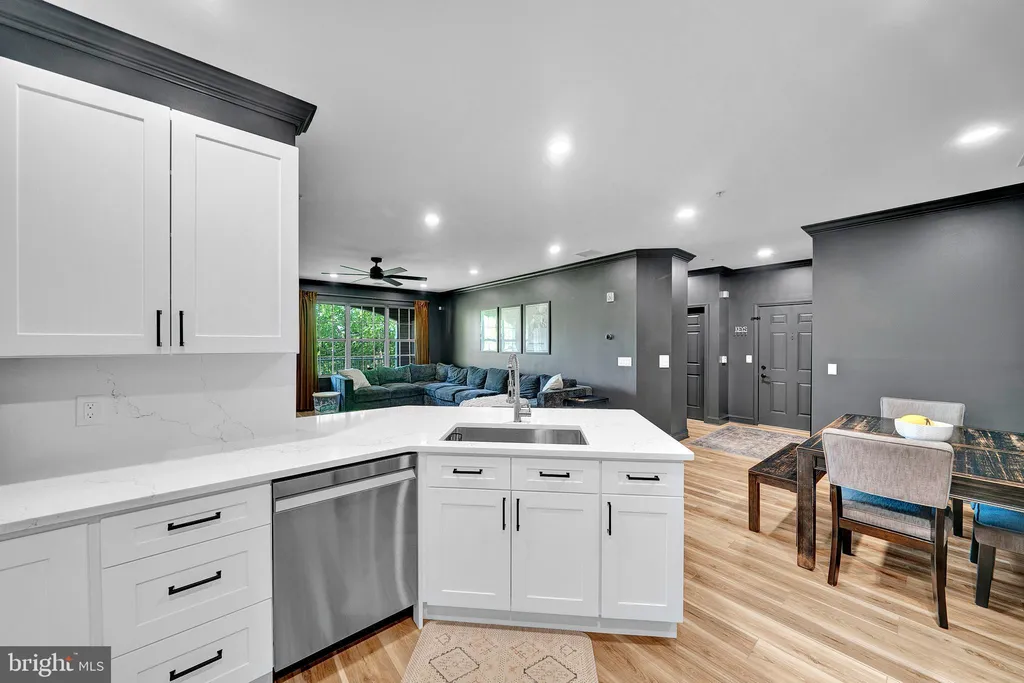 Additional image 16 of 126 Timberlake Drive, Ewing, NJ 08618