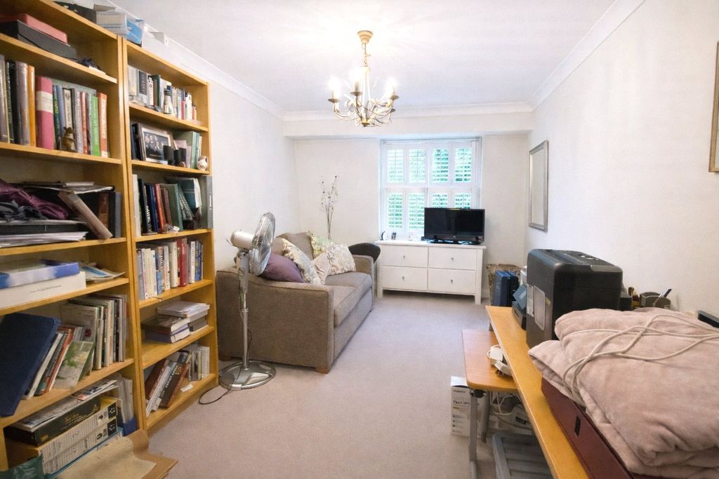 Additional image 7 of 2 bed flat for saleShottermill Park, Hindhead Road, Haslemere, Surrey GU27