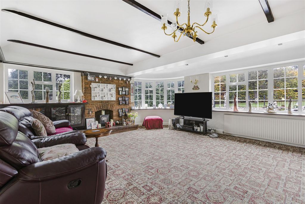 Additional image 4 of 5 bed detached house for saleYewlands, Hoddesdon EN11