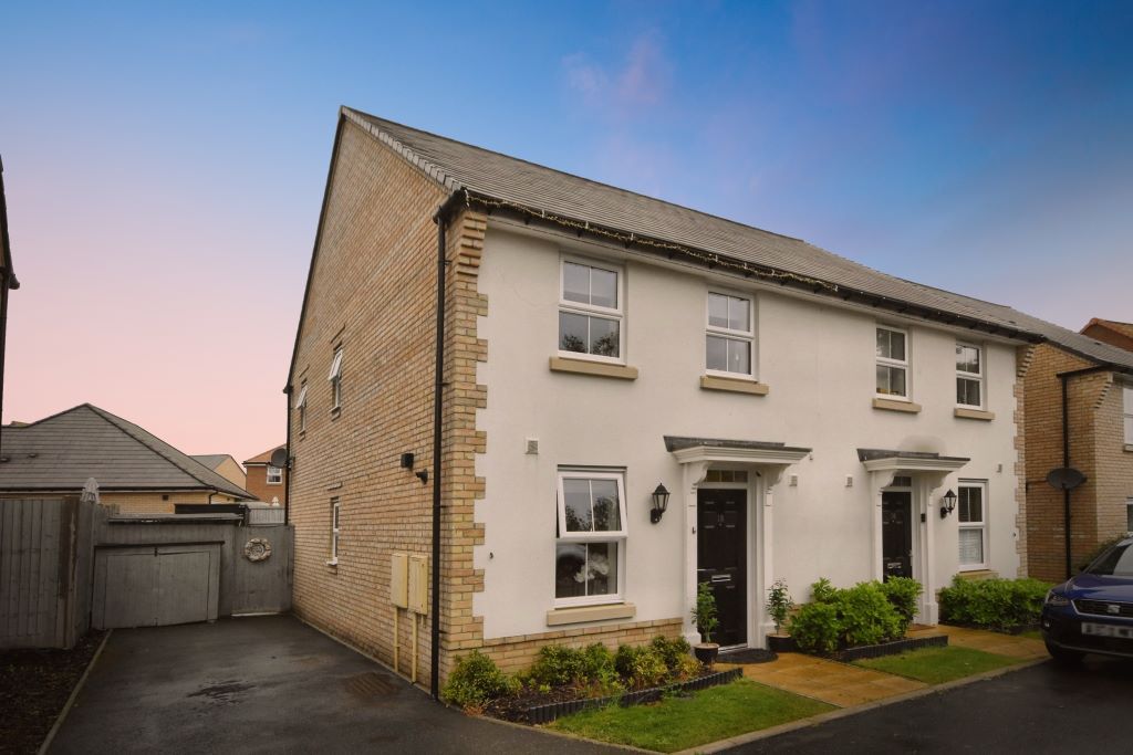 3 bed semi-detached house for saleRichardson Lane, Halstead CO9