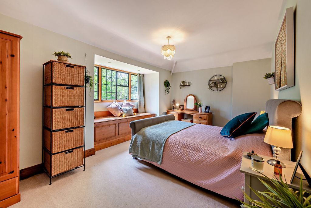 Additional image 21 of 6 bed detached house for saleMead Road, Hindhead, Surrey GU26