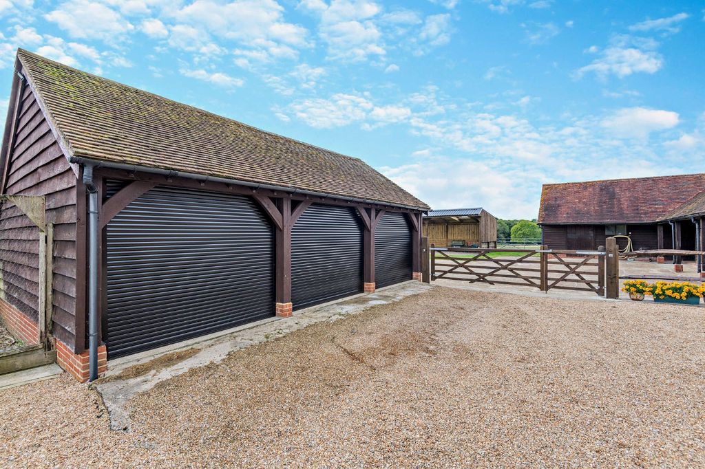 Additional image 4 of 4 bed equestrian for saleOld Holbrook, Horsham, West Sussex RH12