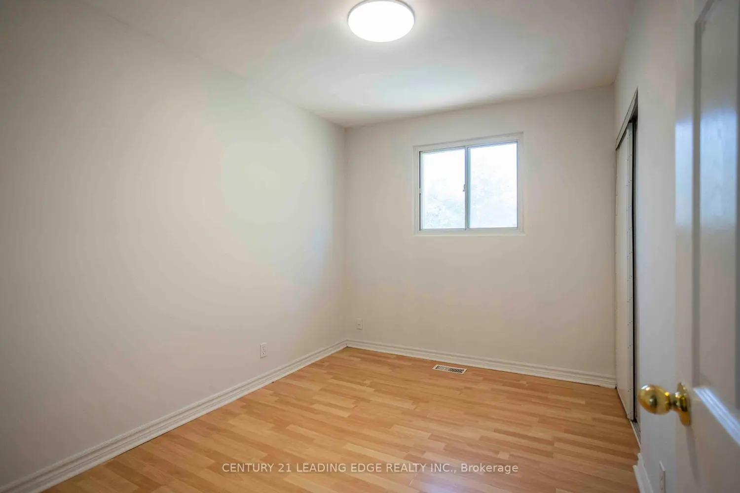 2728 Kennedy Road photo 5