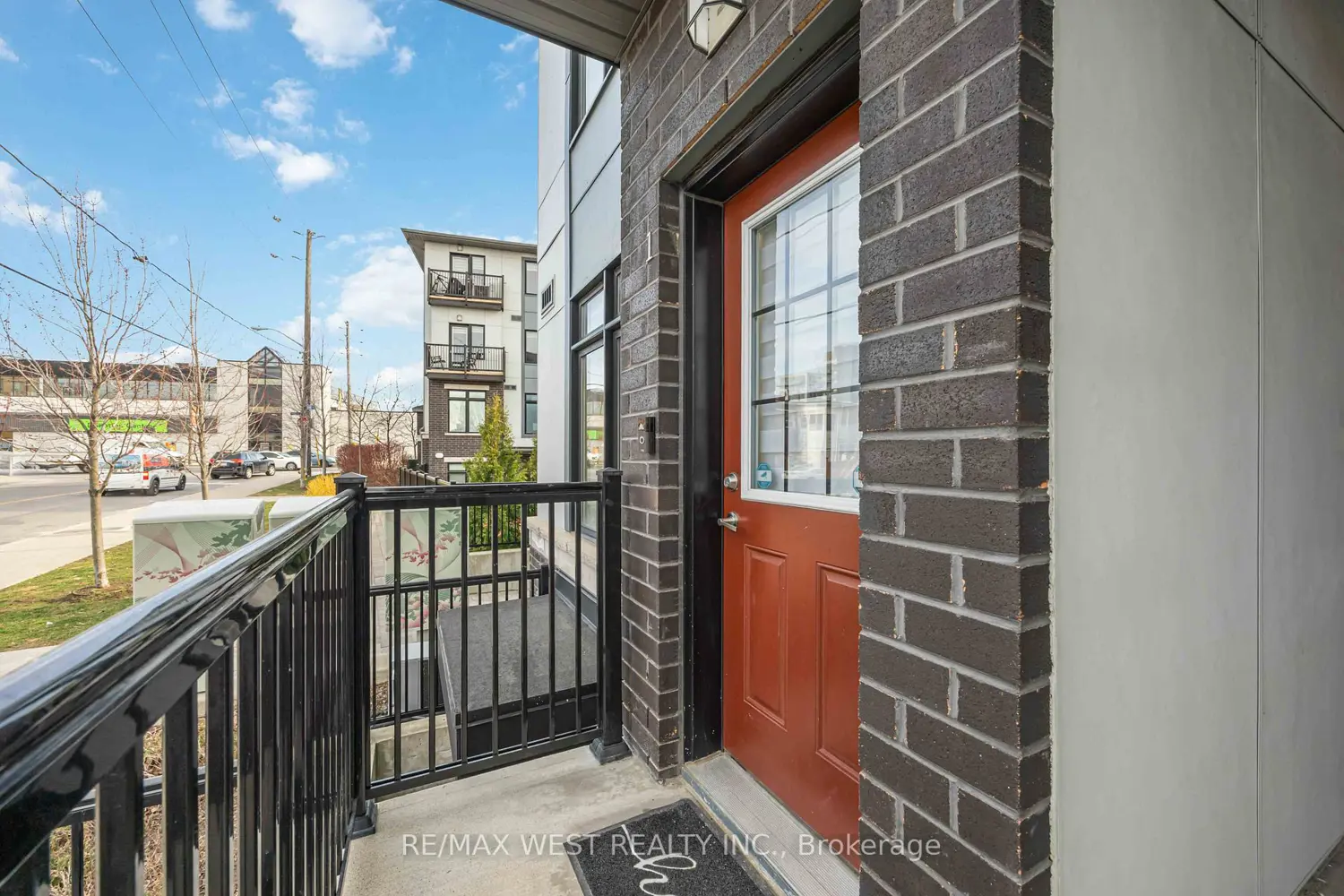 6 Bicknell Avenue 1