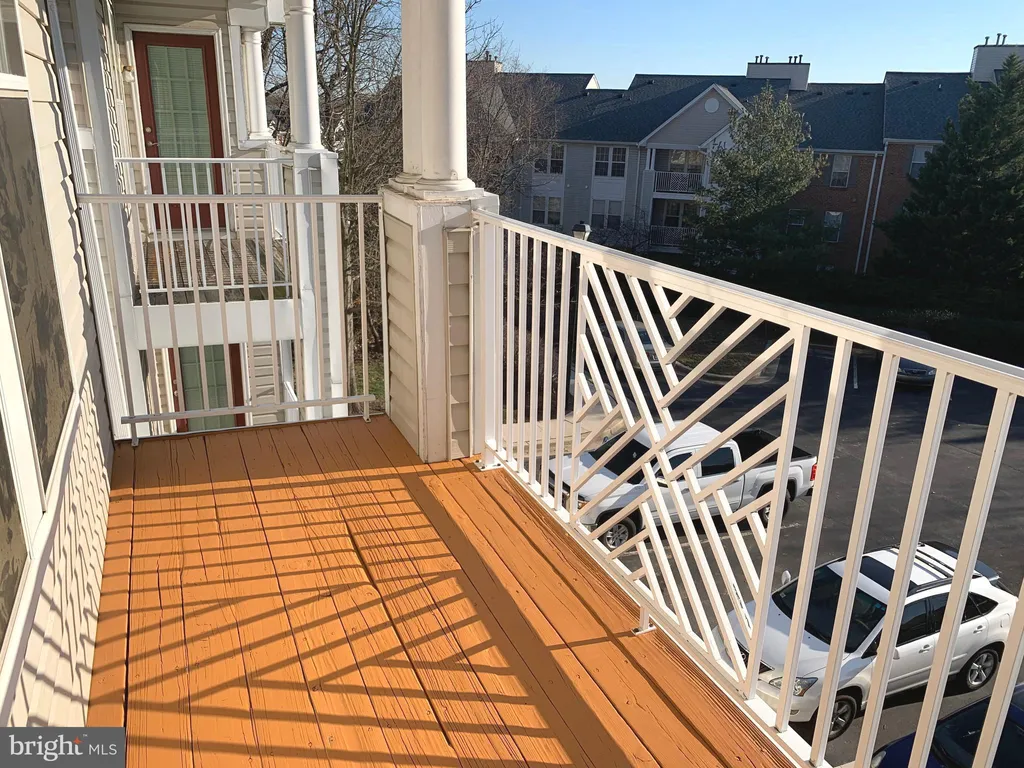 2450 Apple Blossom Lane Unit 301, Odenton, MD 21113