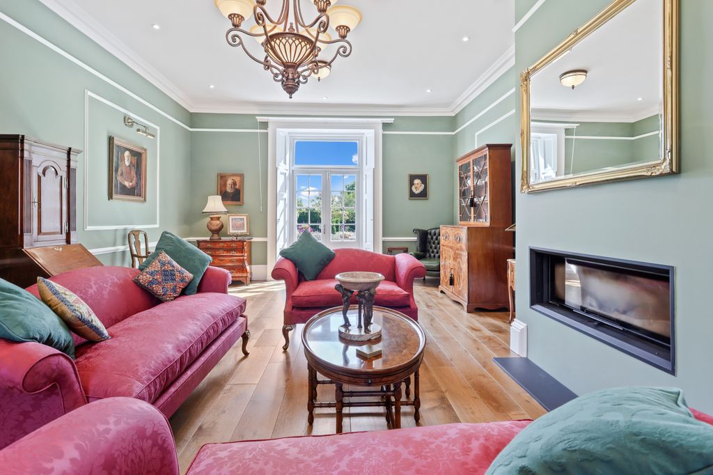 Additional image 9 of 5 bed property for saleOld Bedhampton, Hampshire PO9