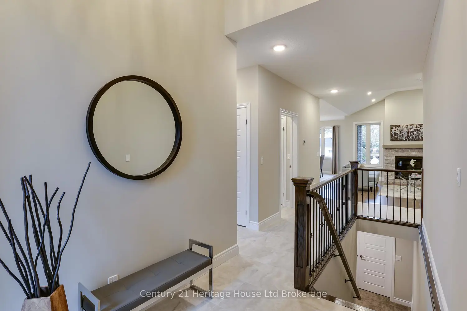 114 Beech Boulevard photo 2