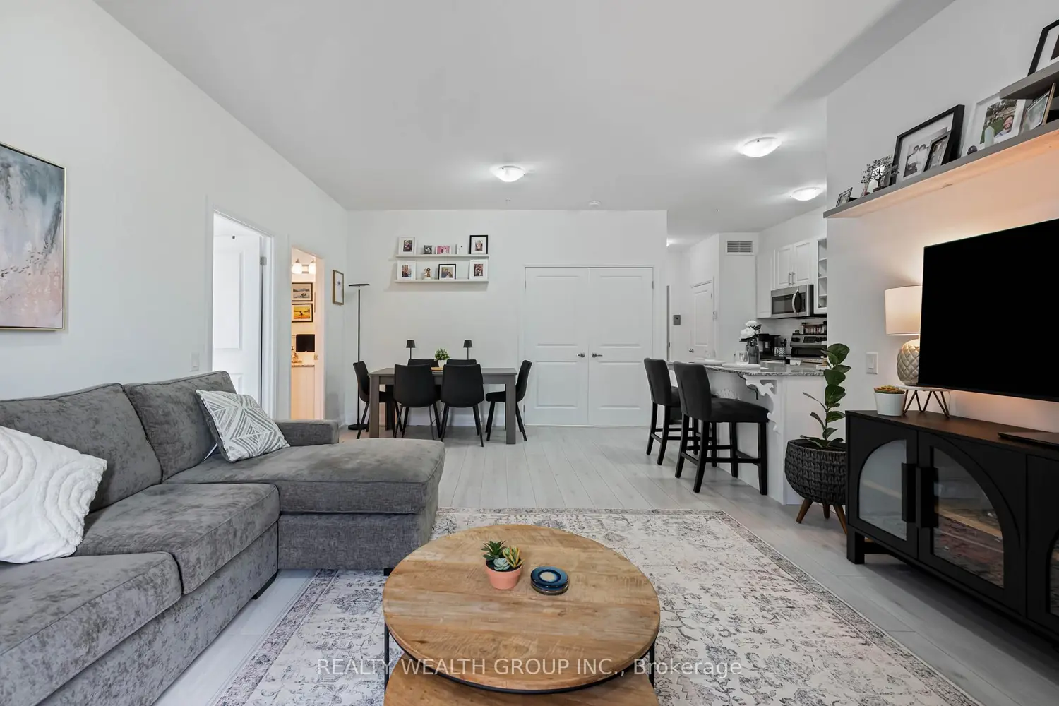 64 Queen Street 608 photo 5