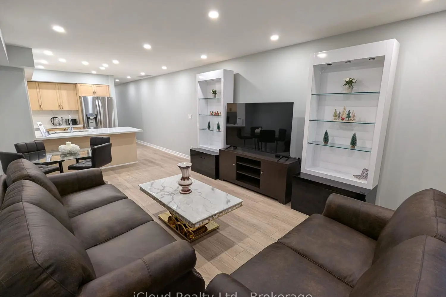 285 Antibes Drive 11 photo 5