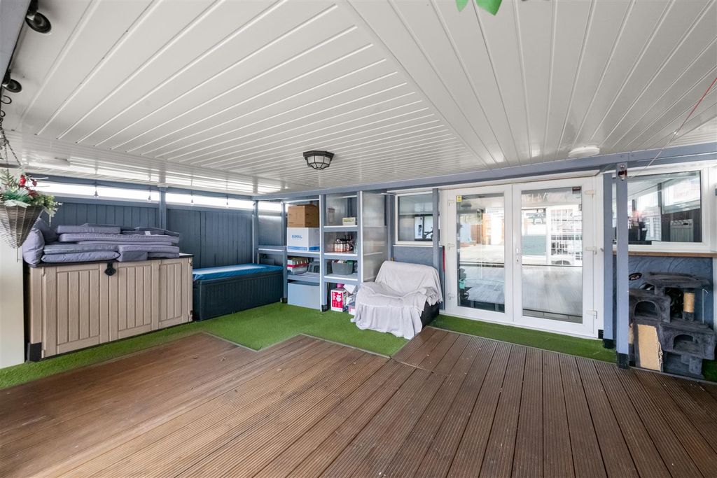 Additional image 23 of 5 bed semi-detached house for saleBotwell Lane, Hayes UB3
