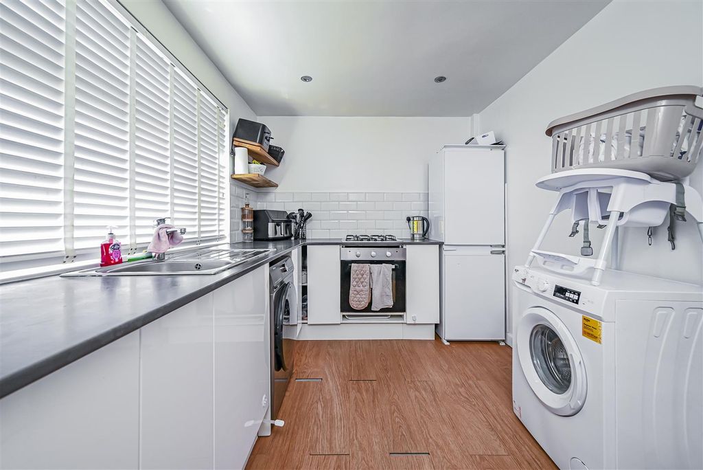 Additional image 6 of 1 bed flat for saleTotton Walk, Havant PO9