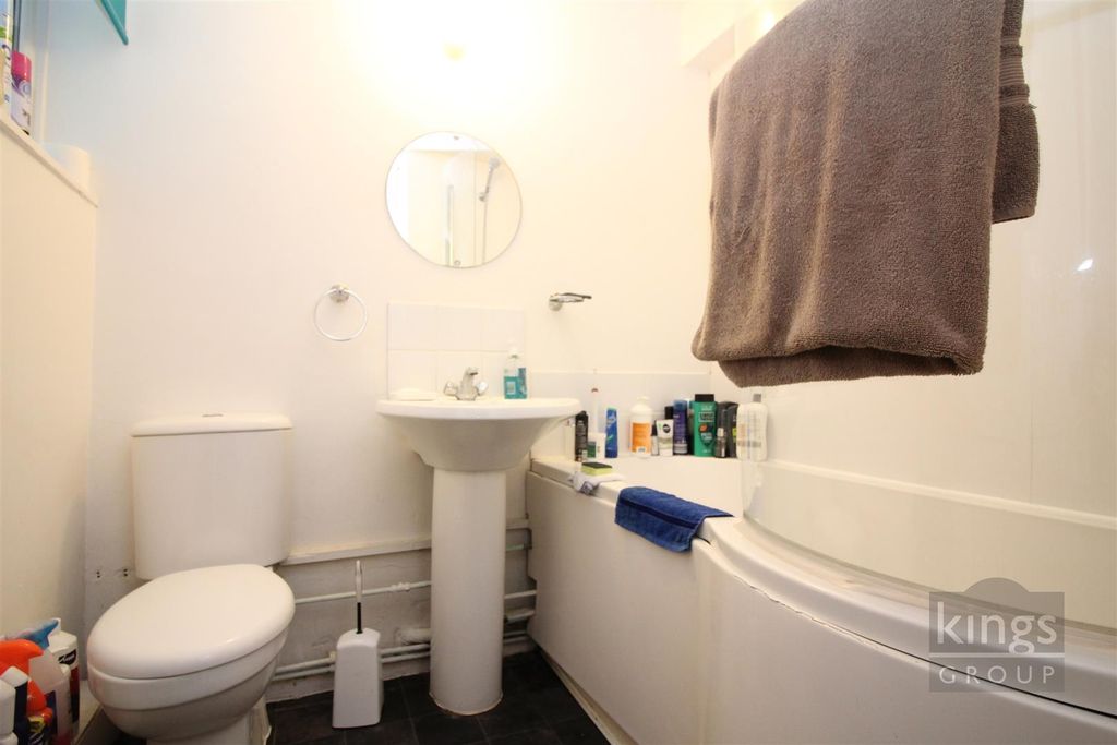 Additional image 8 of 1 bed flat for saleShawbridge, Harlow CM19