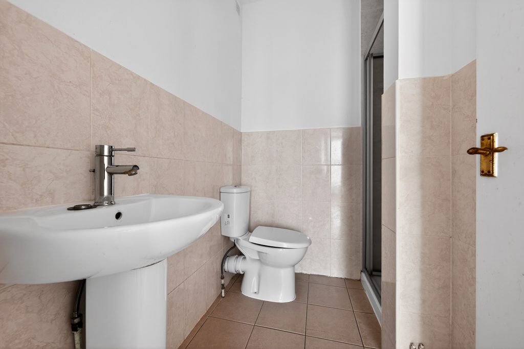 Additional image 16 of 5 bed detached house for saleWalton Road, Hoddesdon EN11