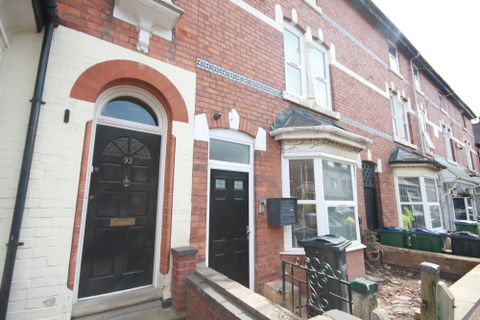 Poplar Road, Bearwood B66