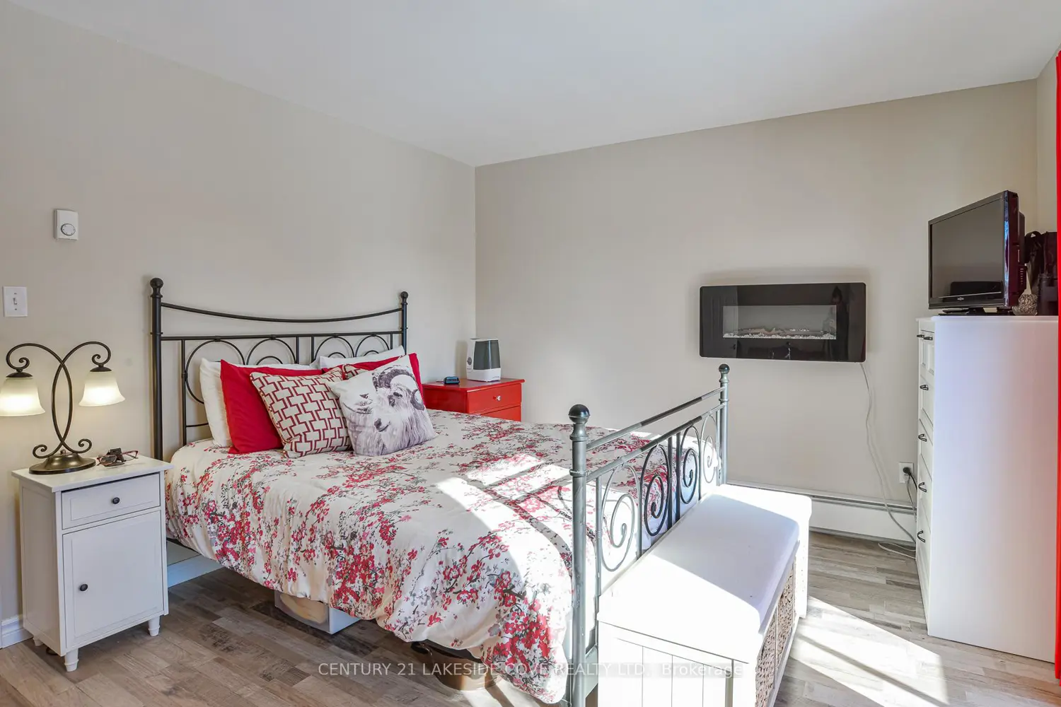 1 Paradise Boulevard Unit 27 photo 3