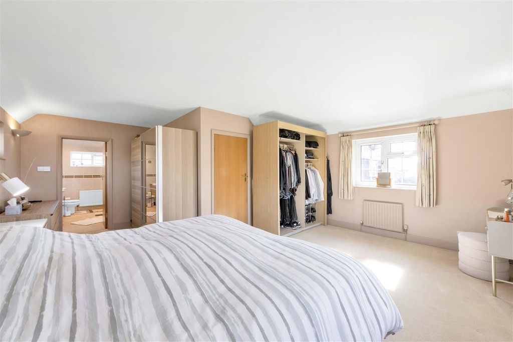 Additional image 7 of 5 bed detached house for saleSauncey Wood, Harpenden AL5