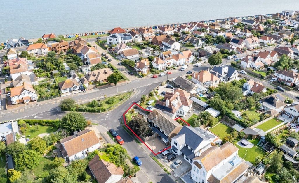 5 bed detached house for saleRidgeway Cliff, Herne Bay, Kent CT6