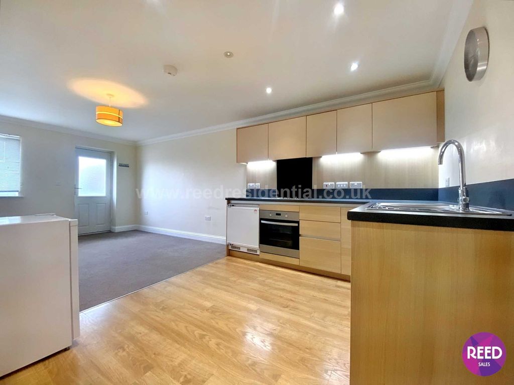 Additional image 2 of 2 bed flat for saleRiverbreeze Court, Ferry Road, Hullbridge SS5
