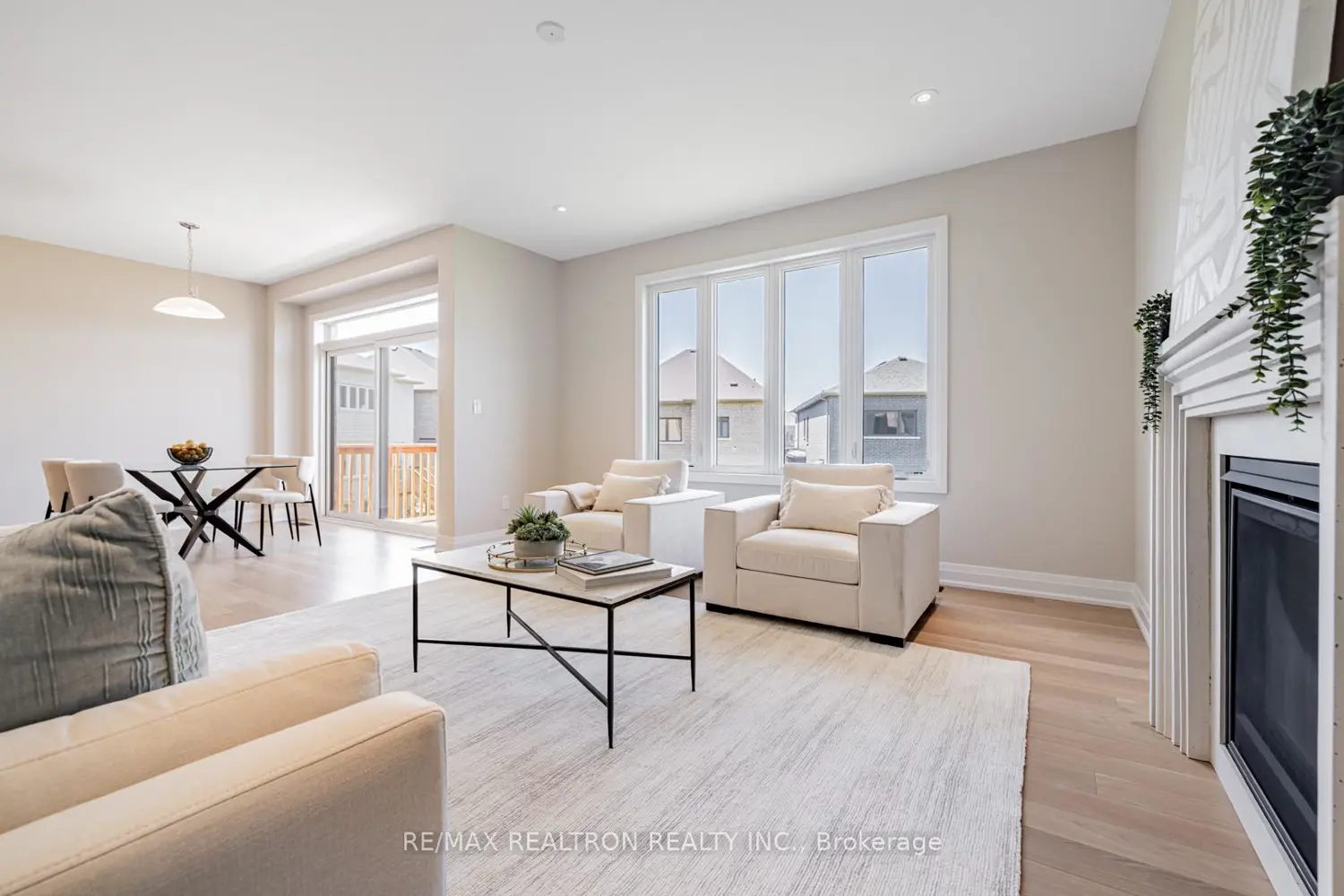 113 Calypso Avenue photo 4