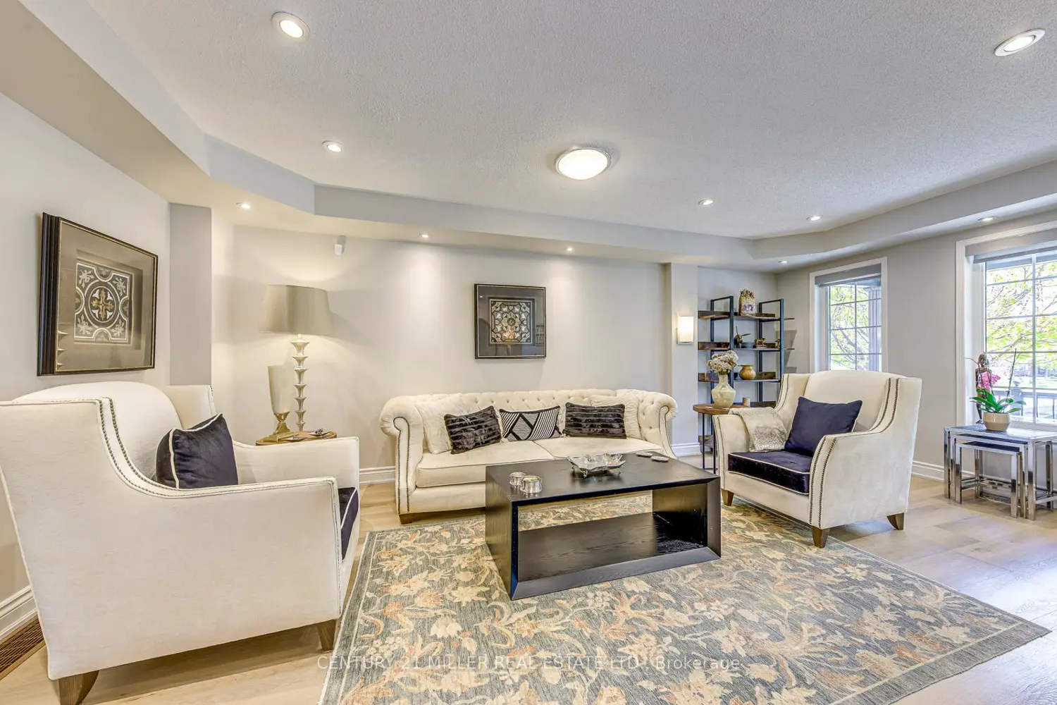 215 Roxton Road
