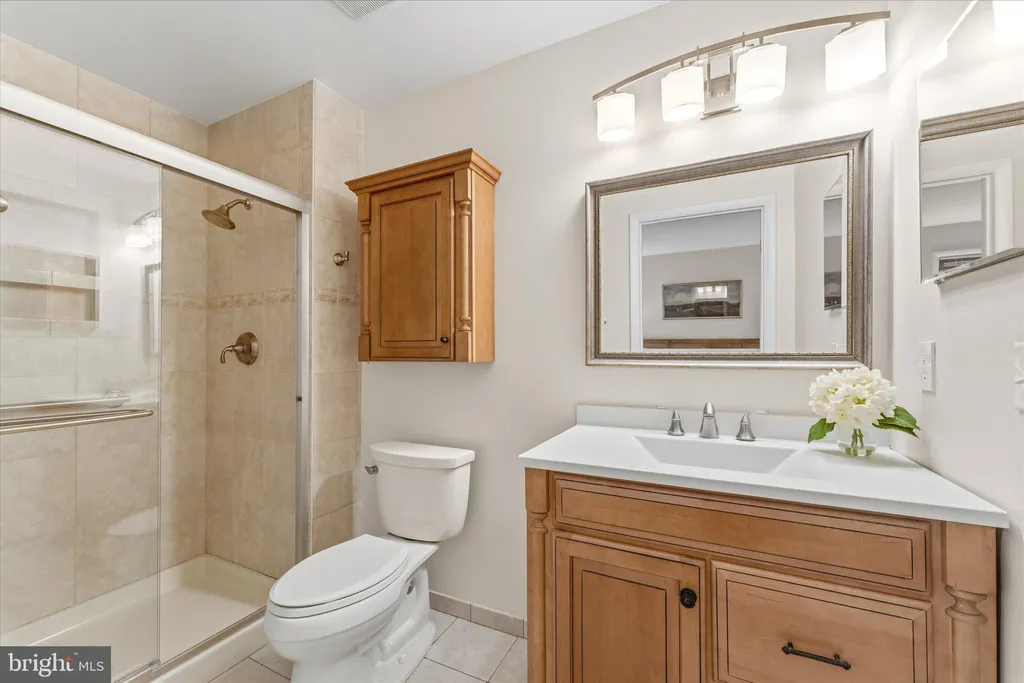 Additional image 18 of 125 Victoria Place, Sterling, VA 20164