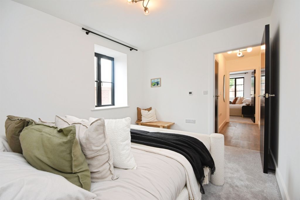 2 bed flat for saleThe Boiler House, Factory Lane West, Halstead CO9