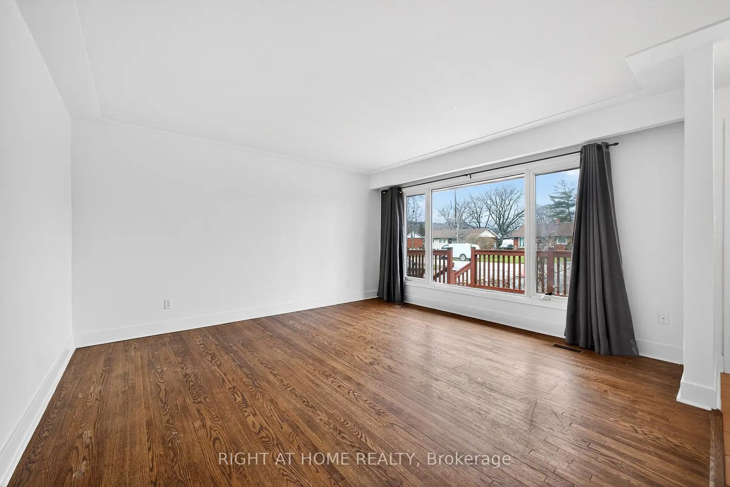 226 Bel-Air Avenue photo 2