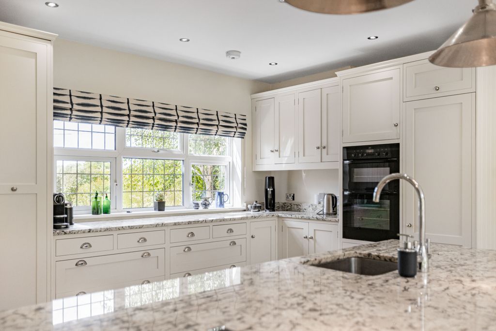 Additional image 4 of 6 bed detached house for saleMangrove Lane, Hertford, Hertfordshire SG13