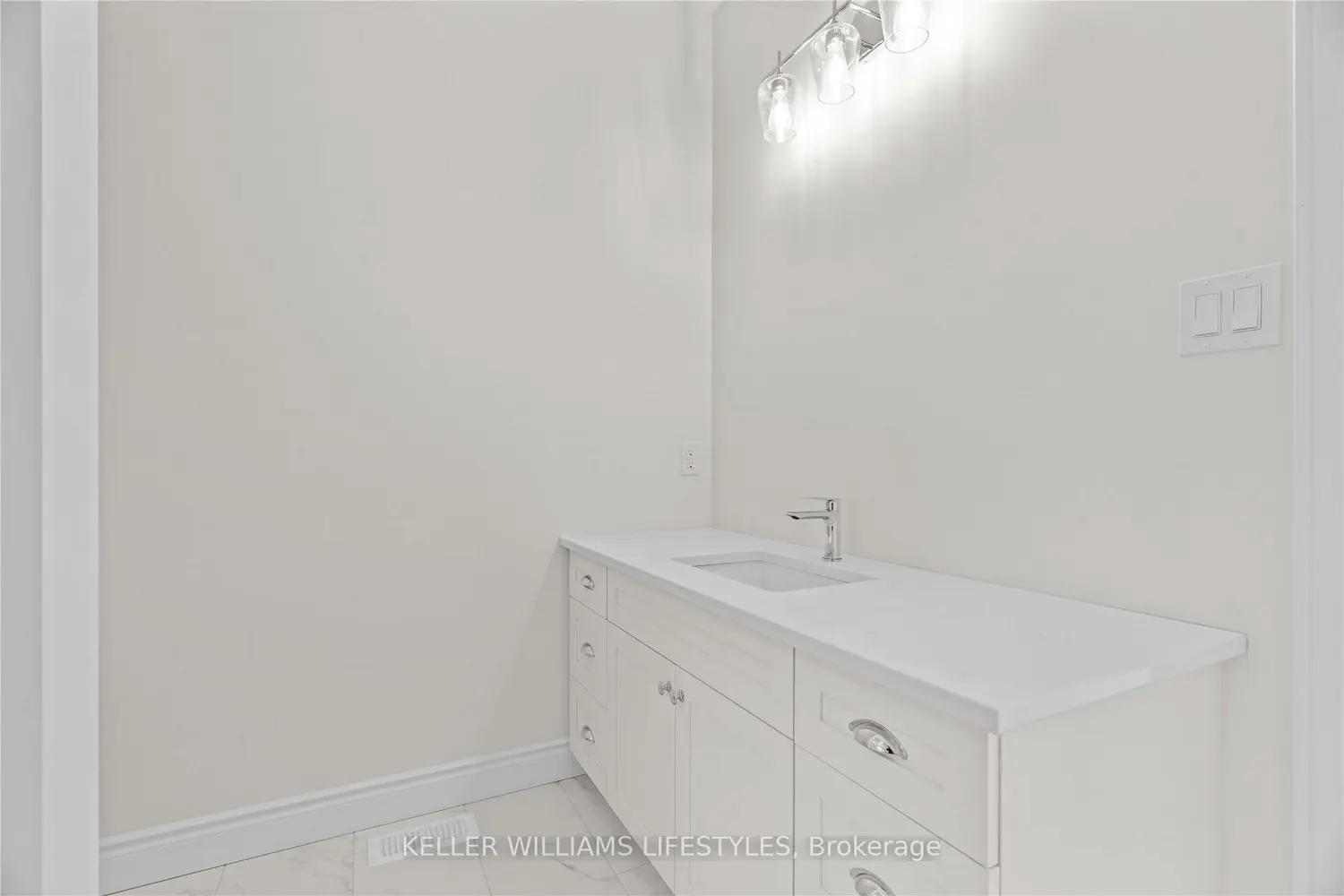 Additional image 16 of 110 Leneve Street