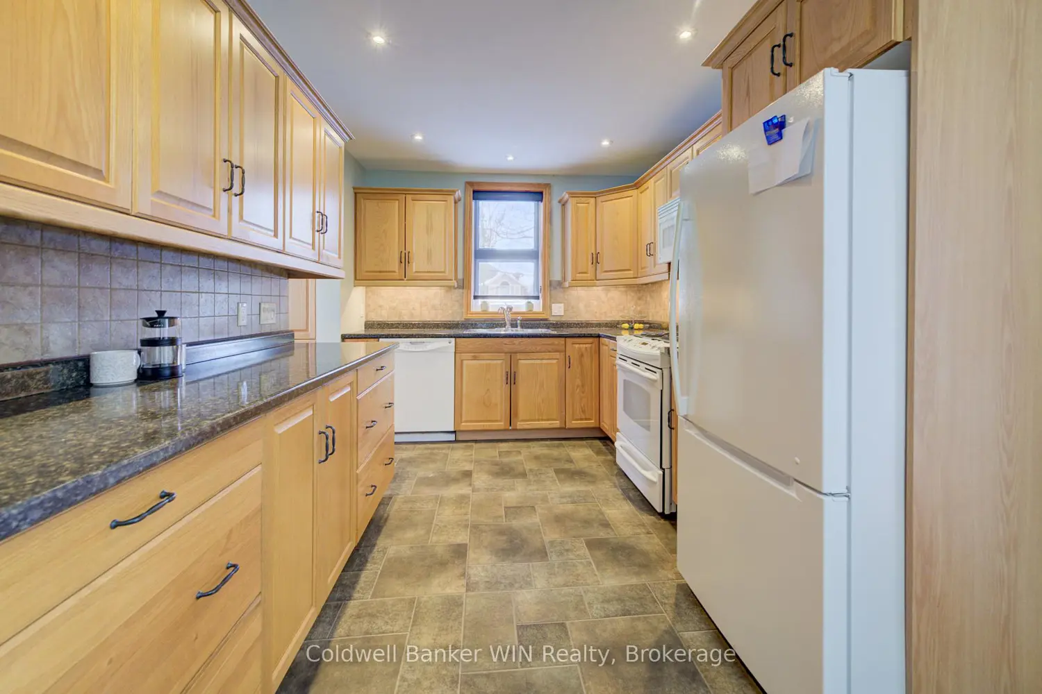 110 Miller Street photo 3