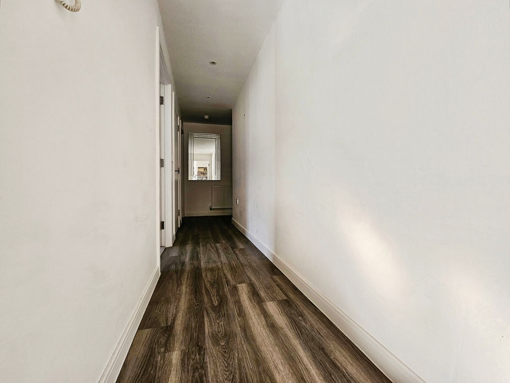 Additional image 22 of 2 bed flat for saleStation Road, Hook, Hampshire RG27