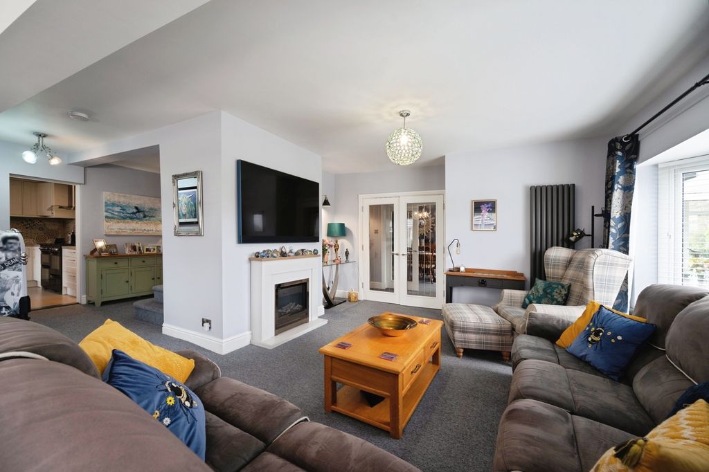 Additional image 21 of 5 bed detached house for saleHavant Road, Hayling Island, Hampshire PO11