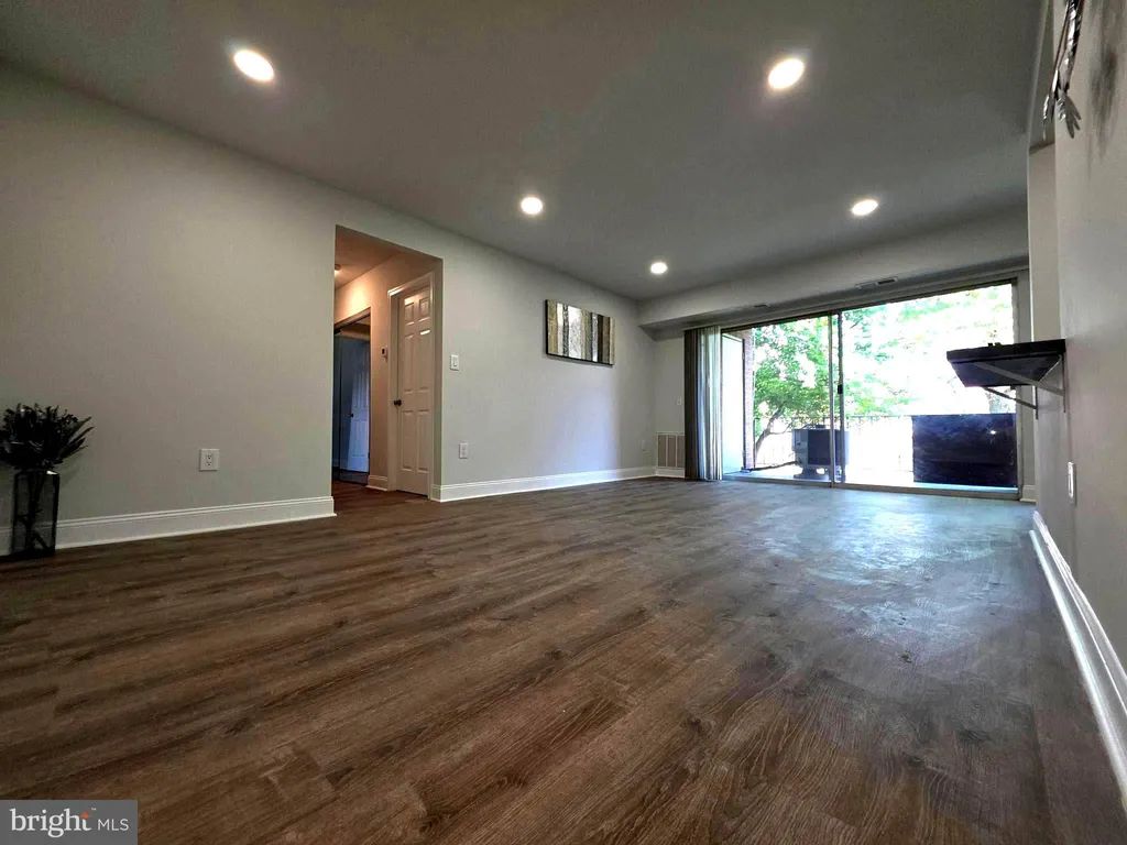 Additional image 19 of 3853 Saint Barnabas Road Unit 102, Suitland, MD 20746