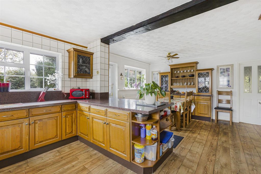 Additional image 12 of 5 bed detached house for saleYewlands, Hoddesdon EN11