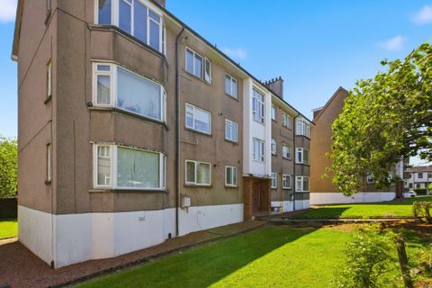 Orchard Court, Thornliebank G46