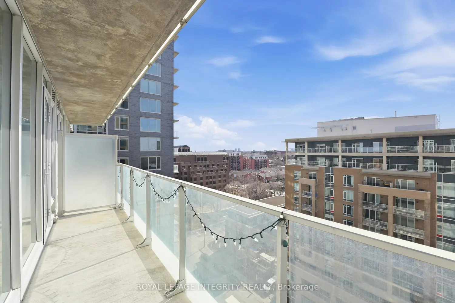 111 Champagne Avenue 1103 photo 5