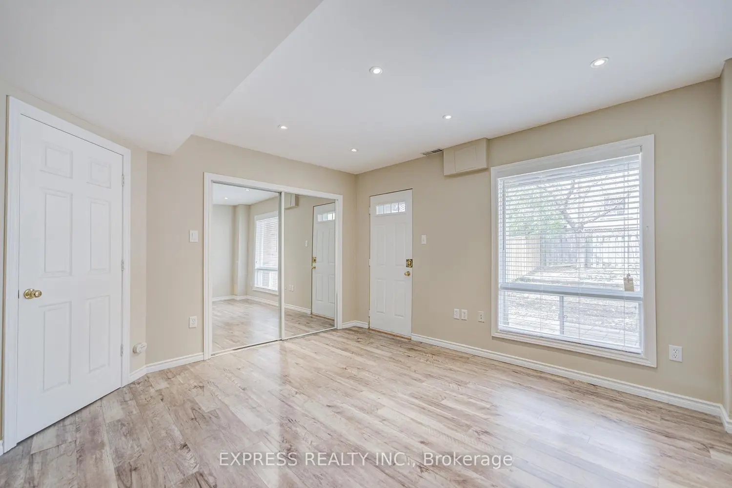 Additional image 16 of 42 Charlotte Angliss Road
