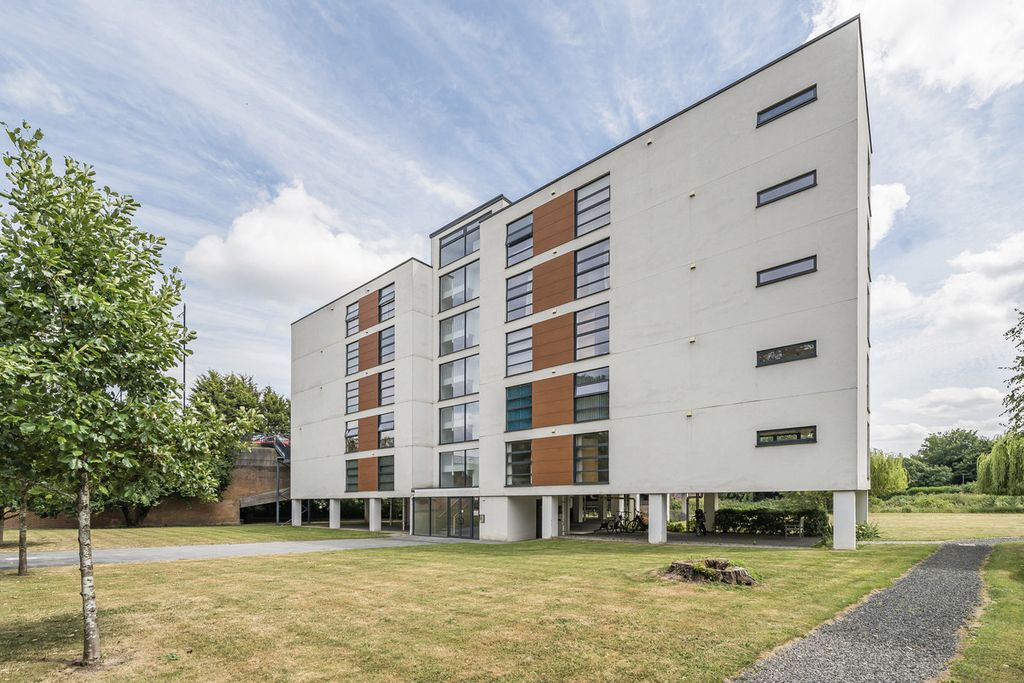 1 bed flat for saleGreyfriars Avenue, Hereford HR4