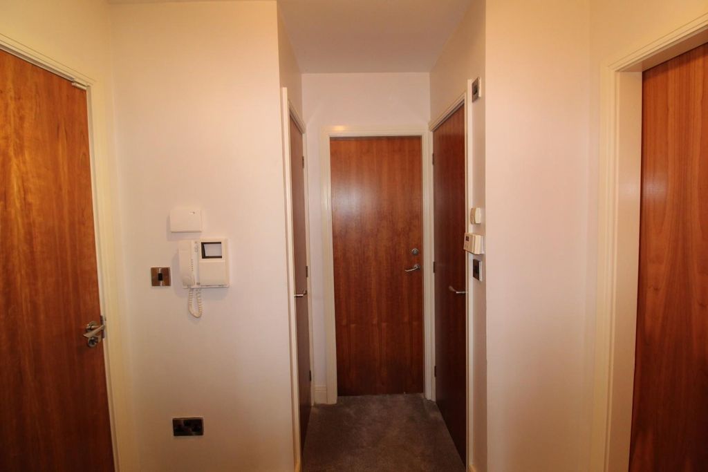 Additional image 7 of 1 bed flat for saleGarden Street, Huddersfield HD1