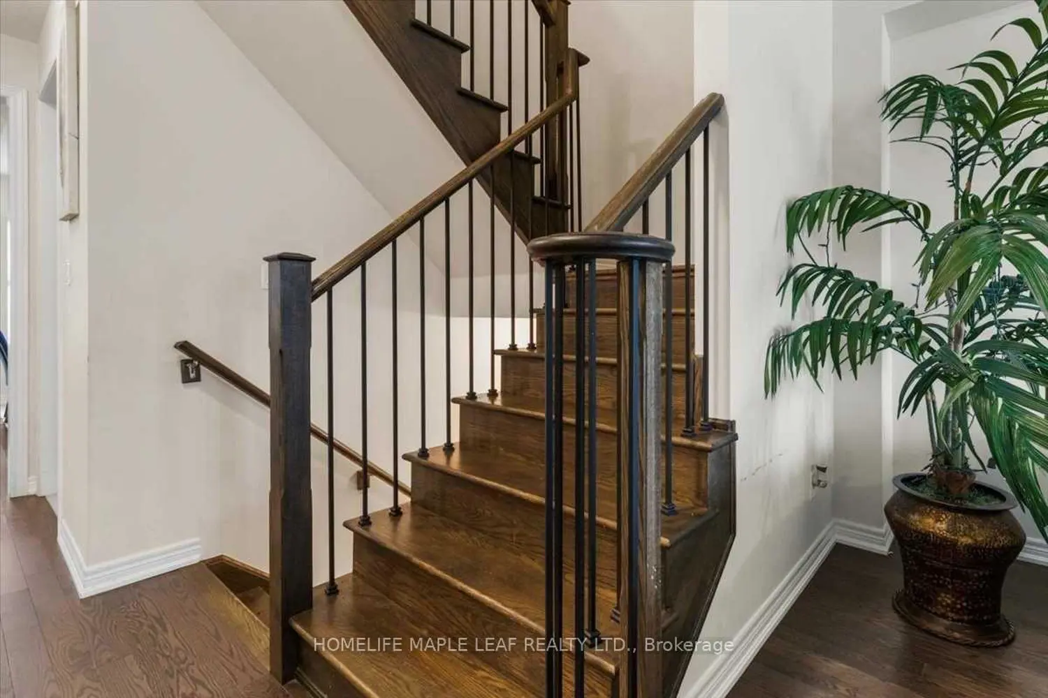 67 Folgate Crescent photo 5